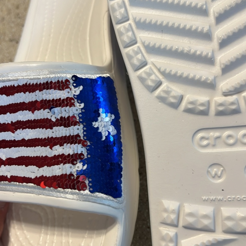 Patriotic crocs, nwot - Picture 6 of 6